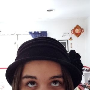 Vintage 1950 black wool hat